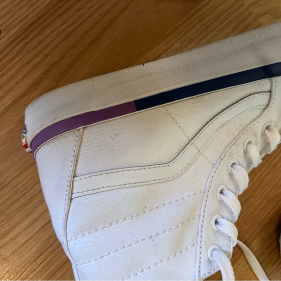Vans Sk8-Hi Tapered Rainbow Foxing White Rainbow Pride VN0A4U16MWF Sneaker Shoe - Picture 4 of 12